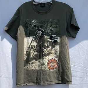 VINTAGE HARLEY DAVIDSON SHORT SLEEVE SIZE MEDIUM TEE SHIRT